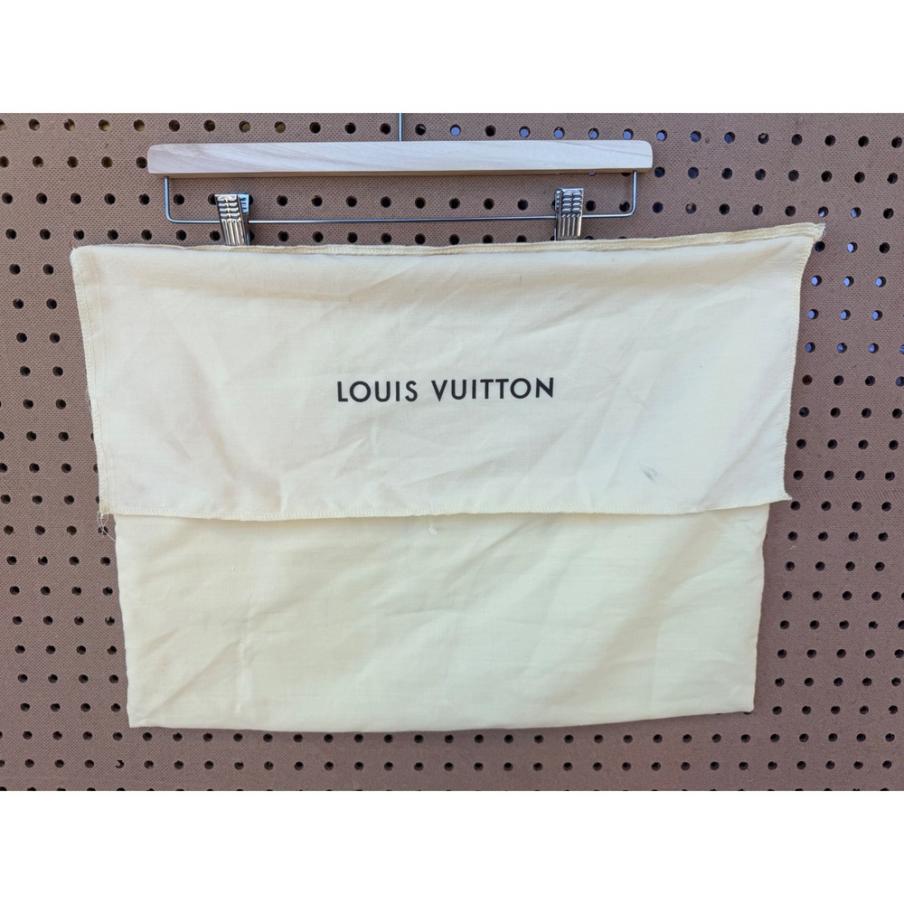 Louis Vuitton Dust Bag 18x13.5 Cream Good Flap Cover Flannel Luxury Designer